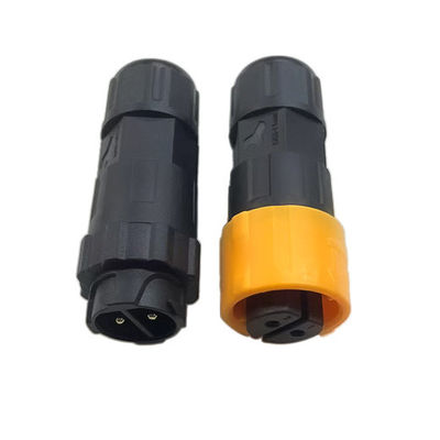kaufen Wasserdichte IP67 Kreisförmige Mann- und Weibliche Steckverbinder 4 Pins 15A Max-Strom-Nummer online manufacture